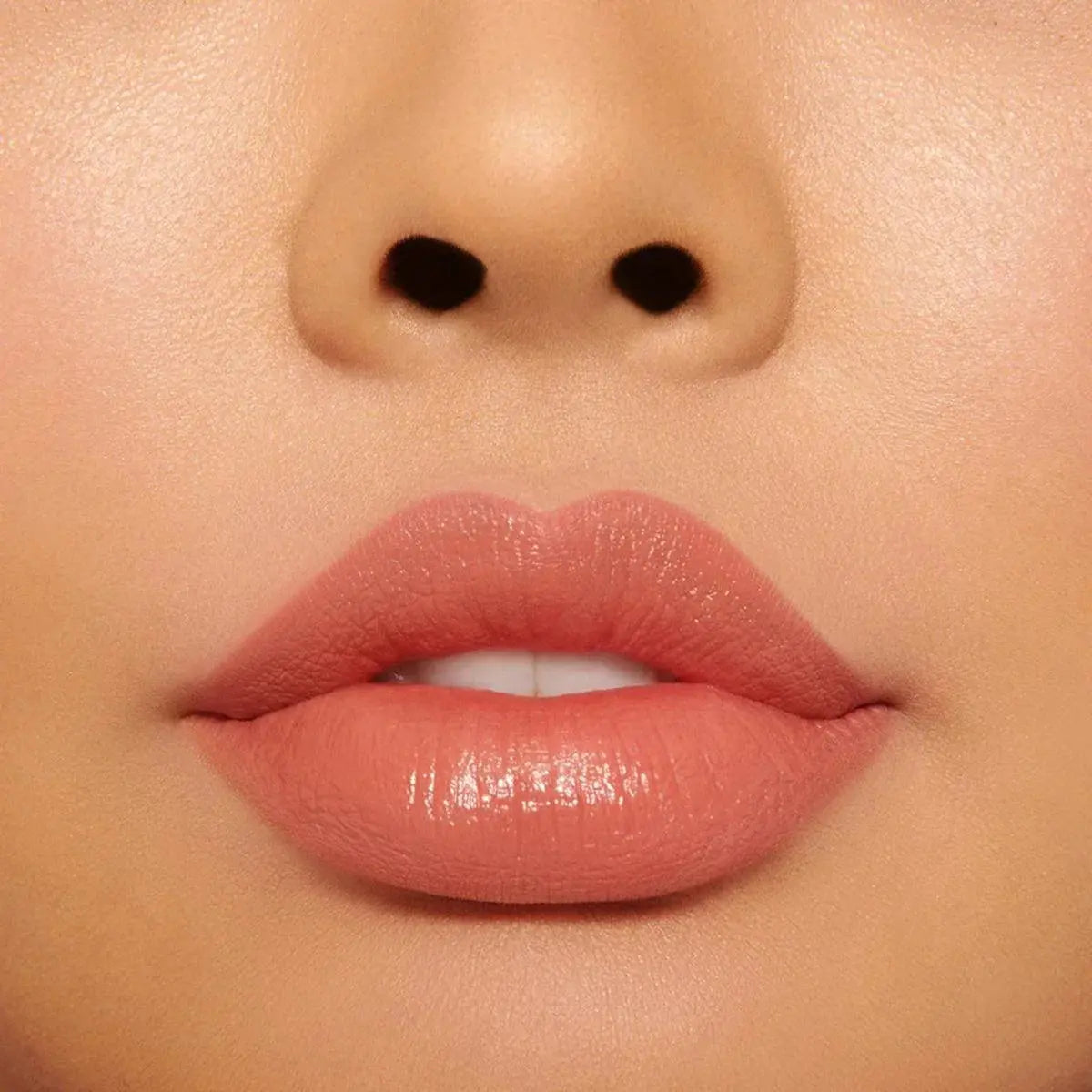 HydraBoost Lip Lover Lipstick, Lips, MAKE-UP - A Beautiful Life #britishbeautyhero